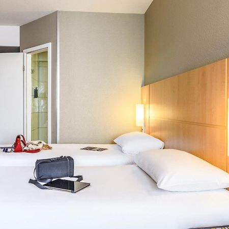 Ibis Lausanne Crissier Kültér fotó