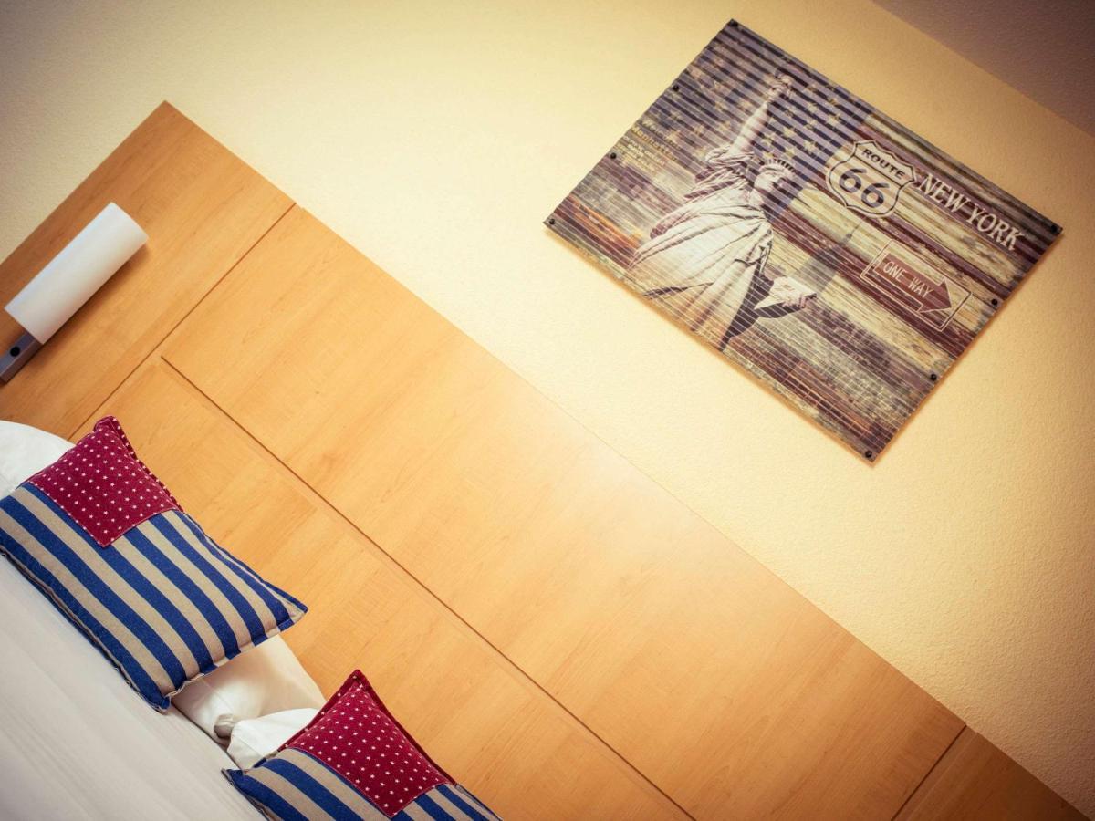 Ibis Lausanne Crissier Kültér fotó