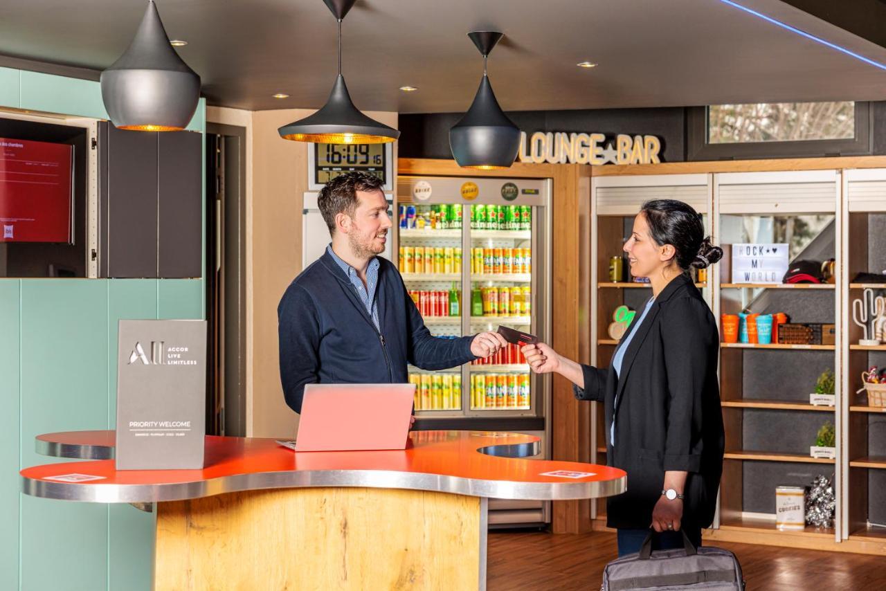 Ibis Lausanne Crissier Kültér fotó