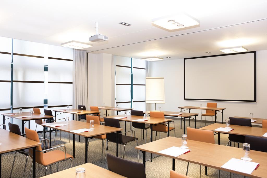 Ibis Lausanne Crissier Kültér fotó